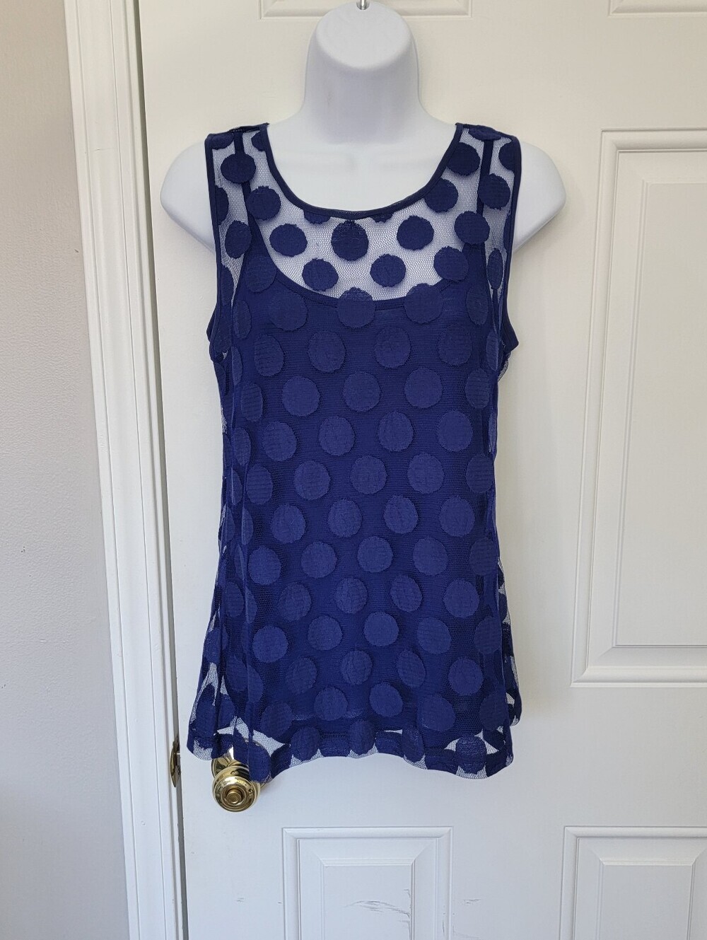 NWT Banana Republic Blue Sleeveless Blouse Semi Sheer Circle Pattern Lined Small